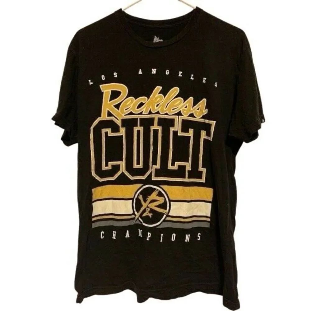 YOUNG AND RECKLESS LOS ANGELES CULT CHAMPIONS SIZE LARGE T-SHIRT